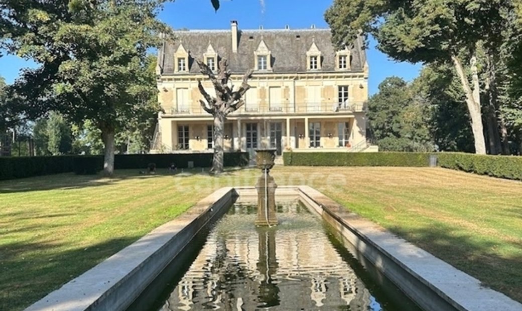 Castle for Sale in Sancerre, Centre-Val de Loire, France
