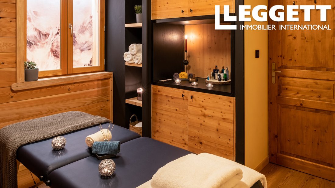 Chalet in La Salle-les-Alpes, Provence-Alpes-Côte d'Azur, France 4 - 16645457