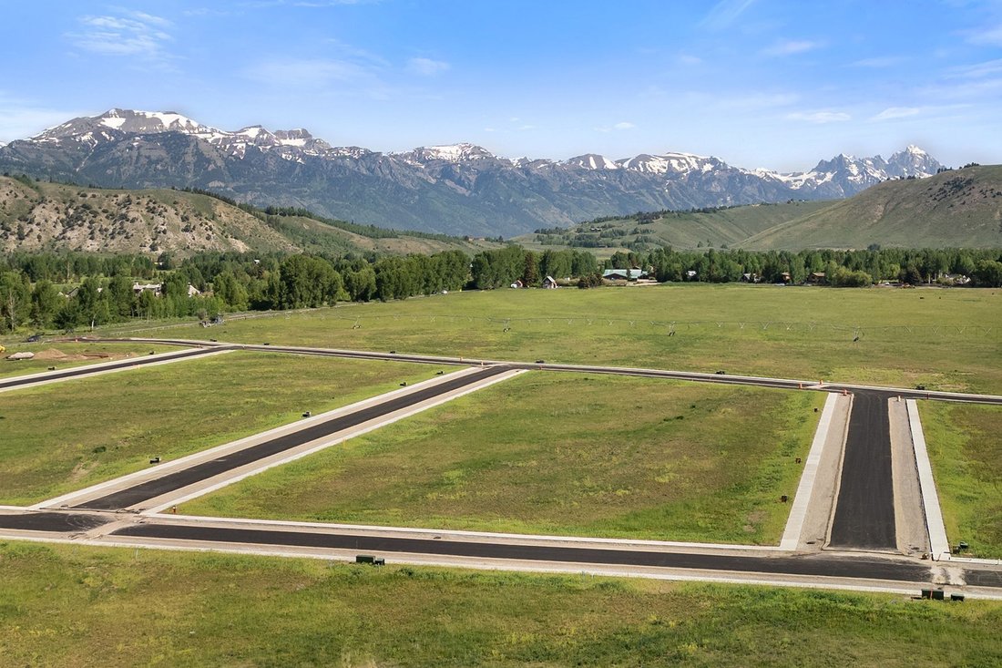 Land in Jackson, Wyoming, United States 2 - 16813601