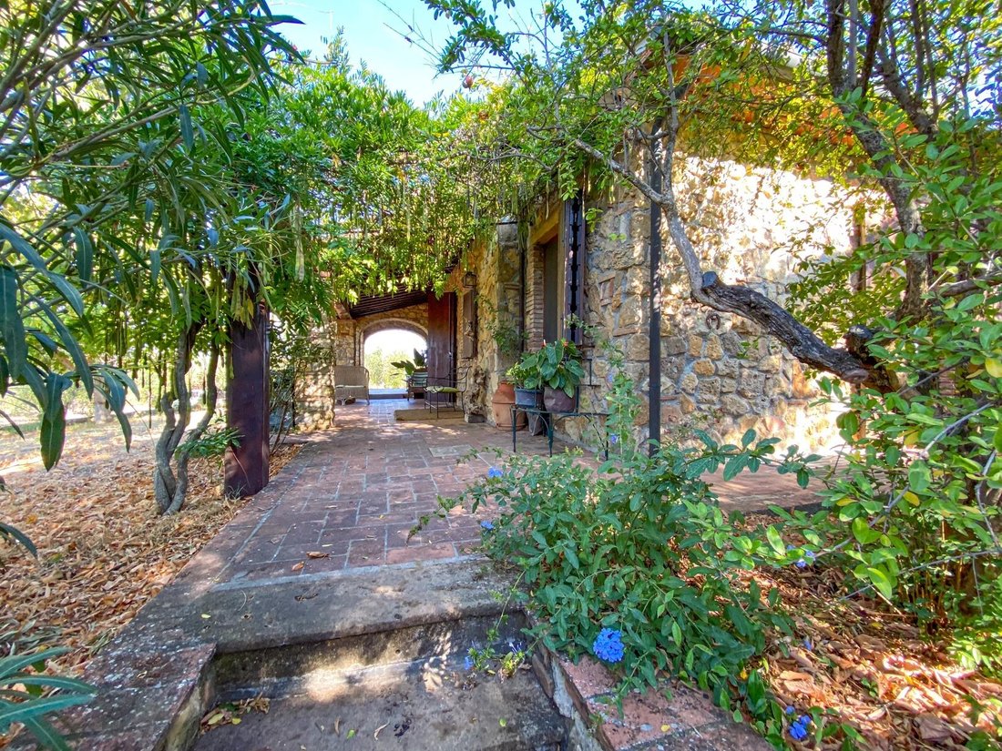 Villa in Bibbona, Tuscany, Italy 2 - 16810175