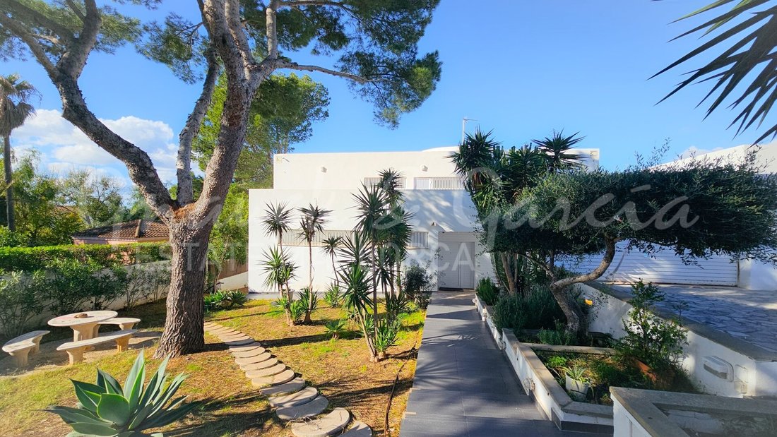 Villa in Llucmajor, Balearic Islands, Spain 5 - 16810035