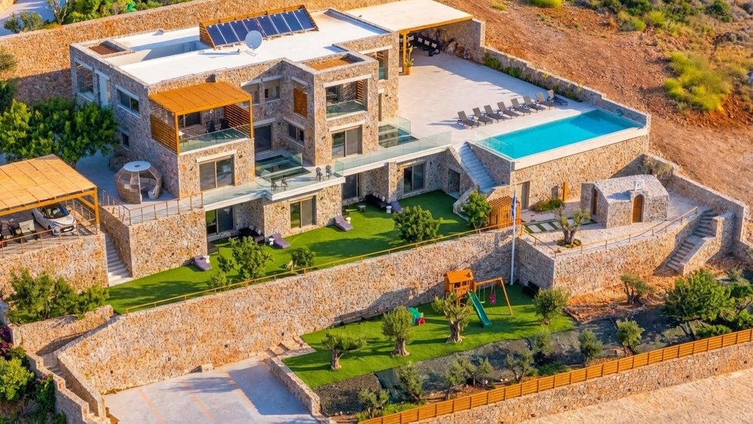 Villa in Community of Elounta, Agios Nikolaos Municipal Unit, Griechenland 2 - 16813317