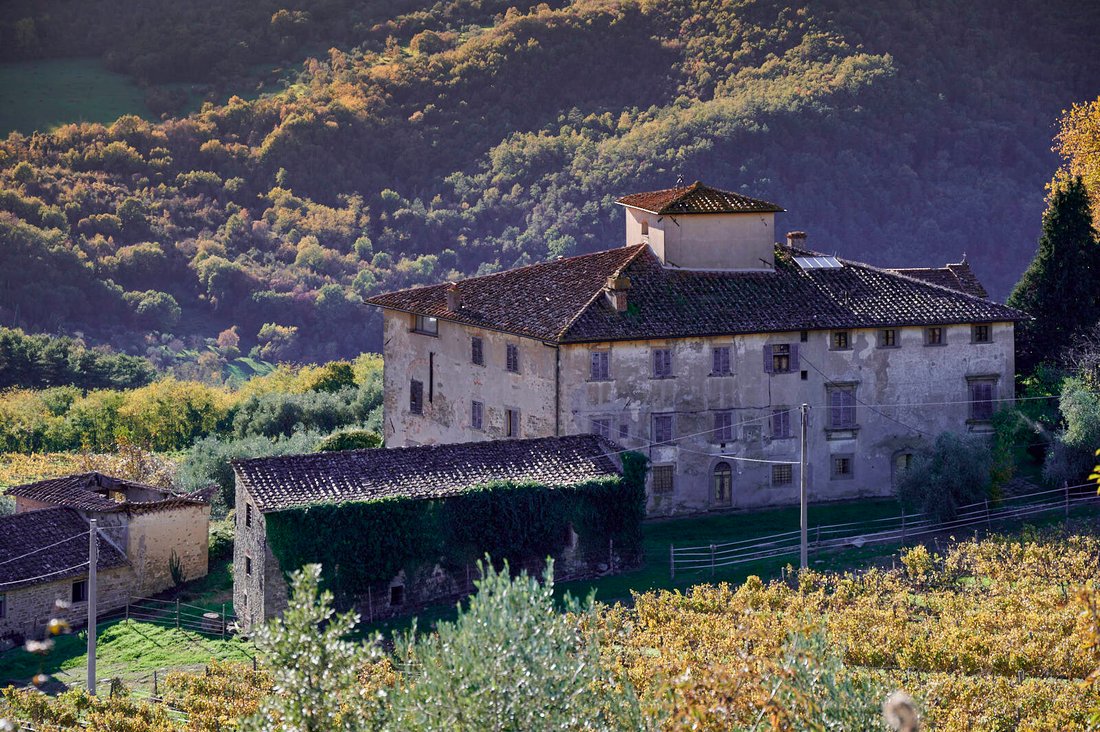 Villa in Rufina, Tuscany, Italy 4 - 16811129