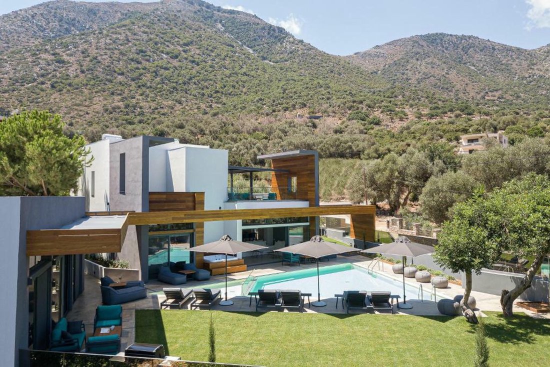 Villa in Milopotamos, Greece 5 - 16813799