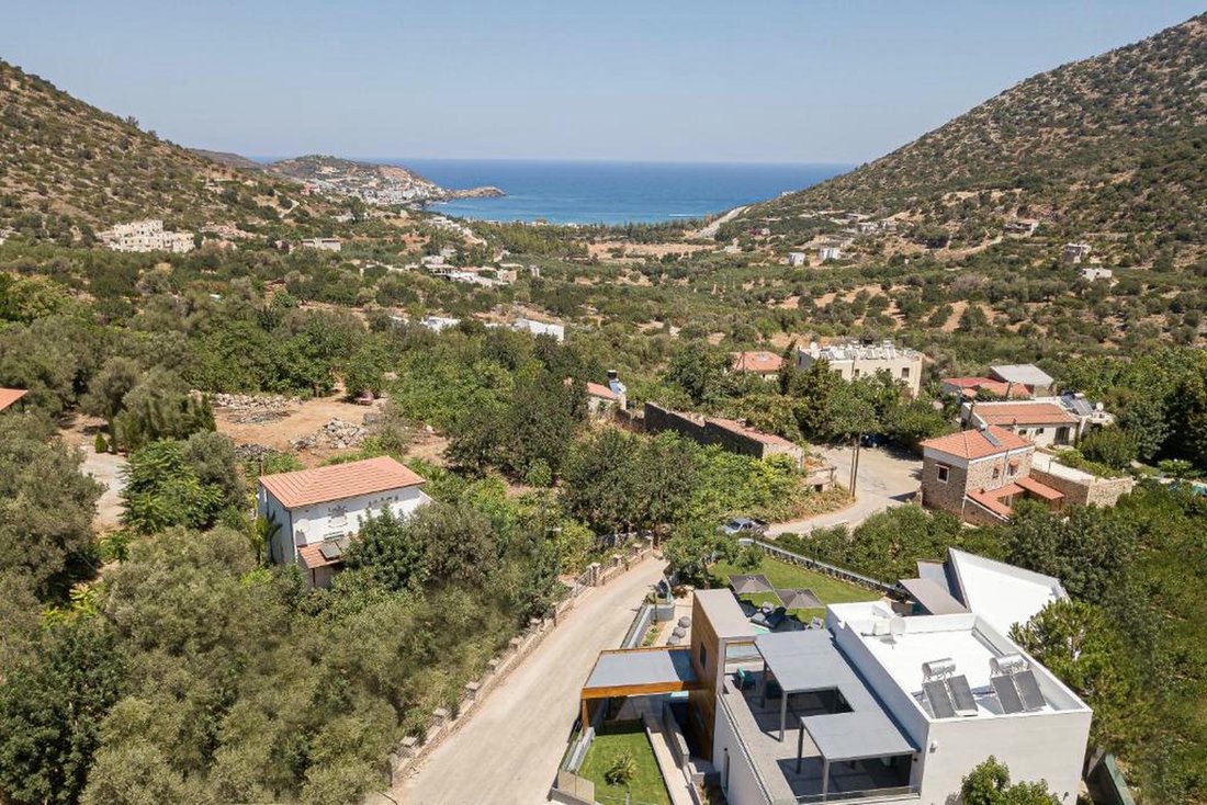 Villa in Milopotamos, Greece 4 - 16813799