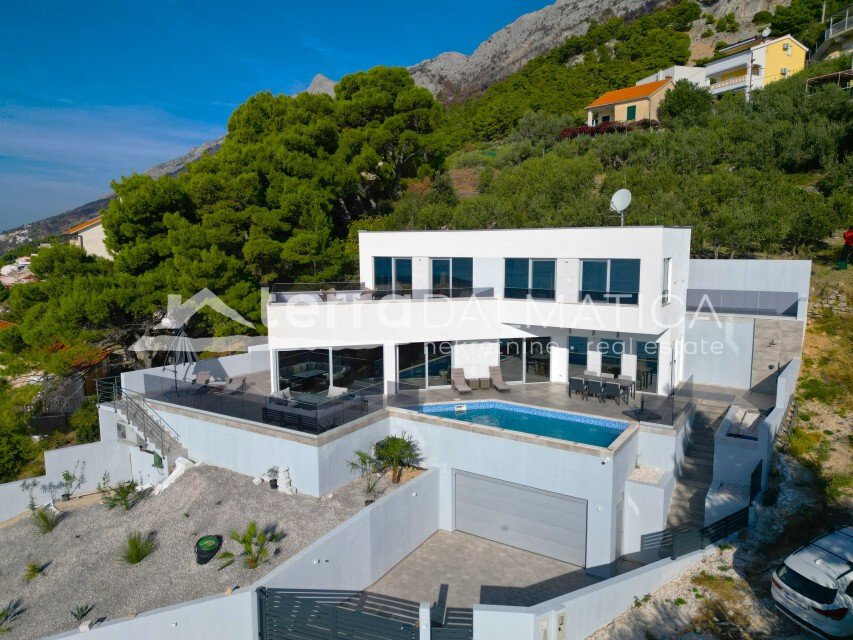 Villa in Maruncici, Split-Dalmatia County, Croatia 2 - 16814459