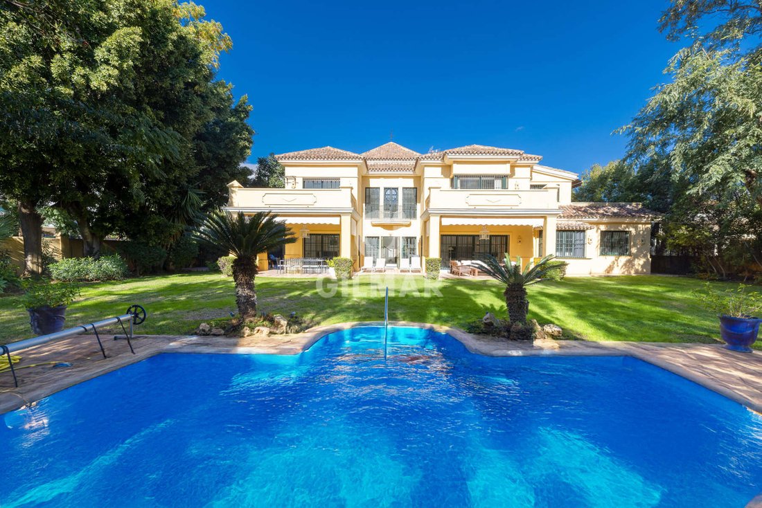 Villa in Estepona, Andalusia, Spain 1 - 16815287
