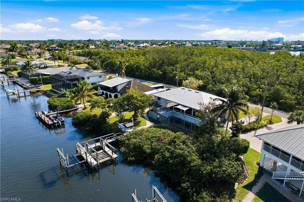 Maison à Bonita Springs, Floride, États-Unis 1 - 16818892