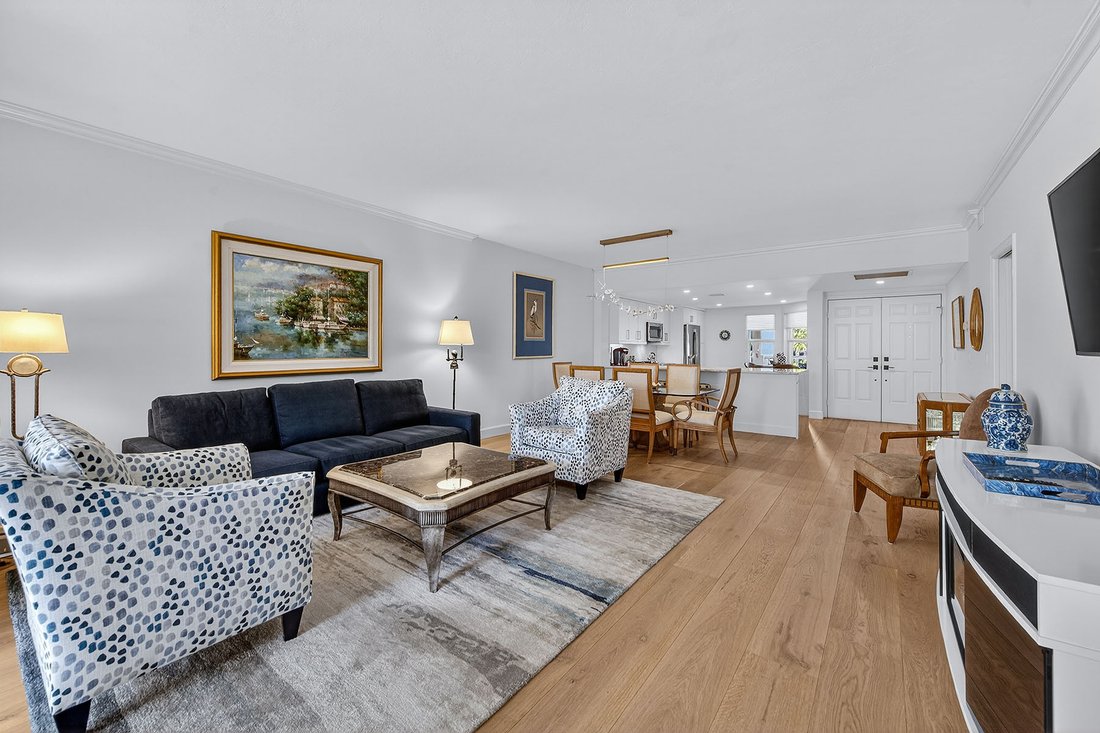 Condo in Naples, Florida, United States 5 - 16814236