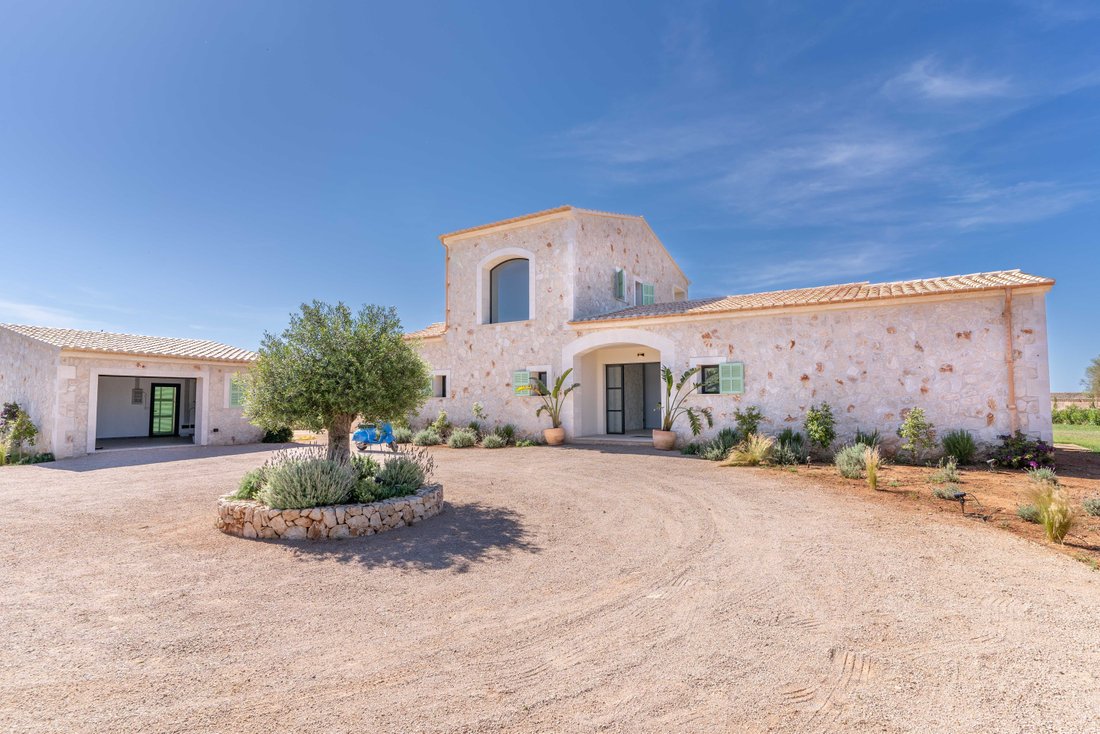 Finca in Campos, Balearic Islands, Spain 2 - 15812417