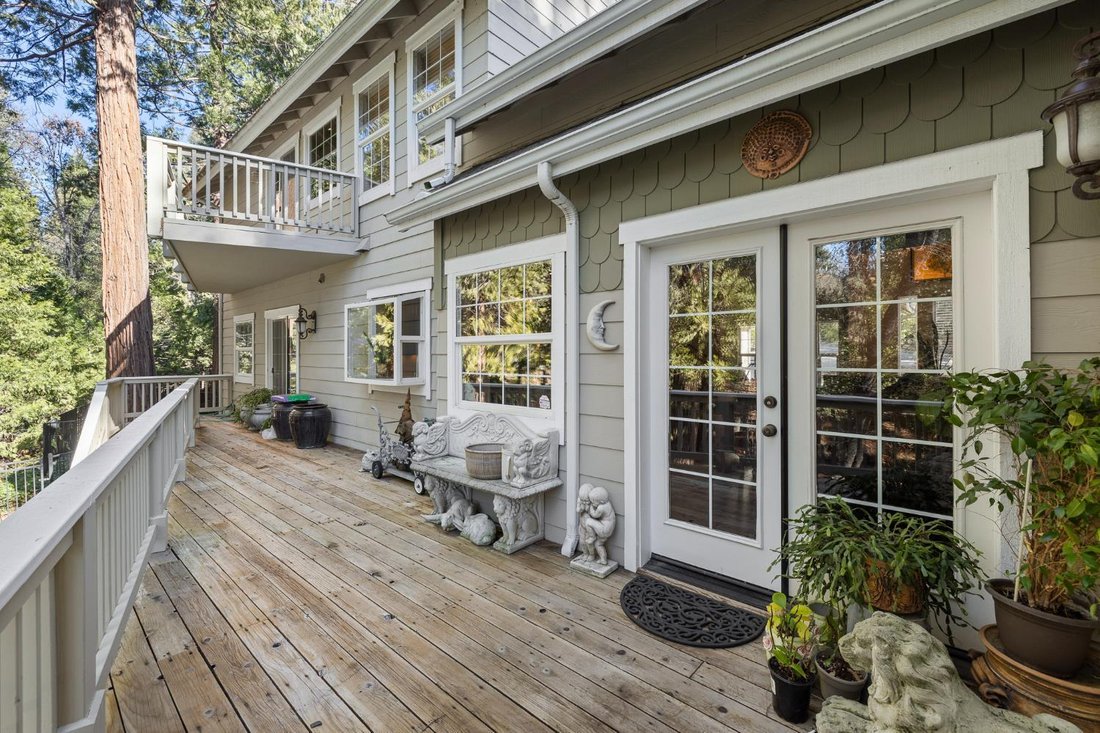 House in Bass Lake, California, United States 3 - 16818235