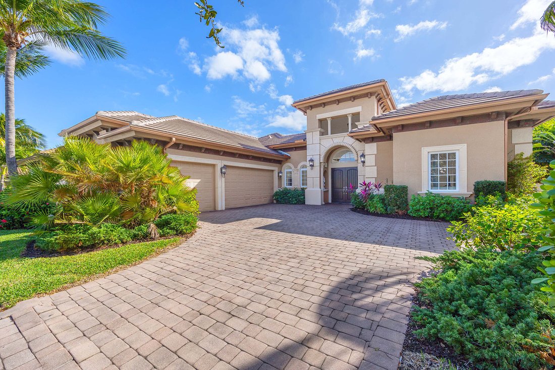 House in Naples, Florida, United States 1 - 16211028