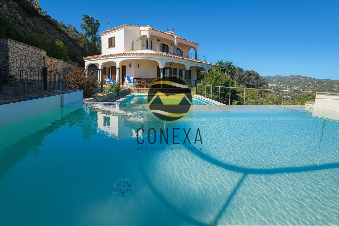 House in Faro (Se e Sao Pedro), Algarve, Portugal 1 - 16819313