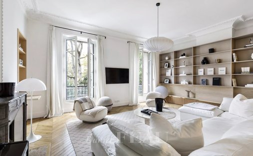 Apartment in Saint Philippe du Roule, Paris 8e Arrondissement, Paris 1