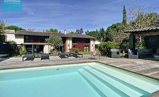 Château Villefranche De Lauragais 800.0 Sqm 12 Bedrooms