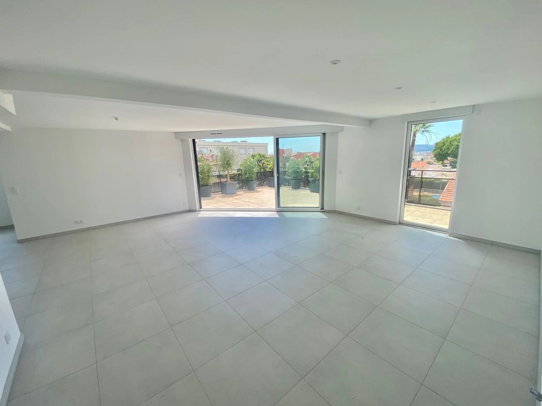 Apartment in Saint-Laurent-du-Var, Provence-Alpes-Côte d'Azur, France 2 - 16814743
