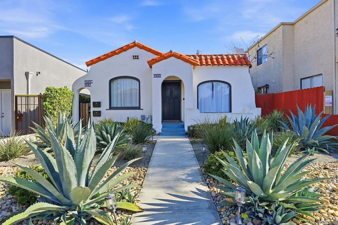 San Diego, California, United States 1 - 16802012