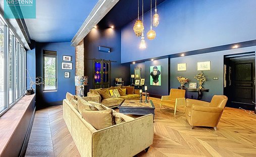 Château Villefranche De Lauragais 800.0 Sqm 12 Bedrooms