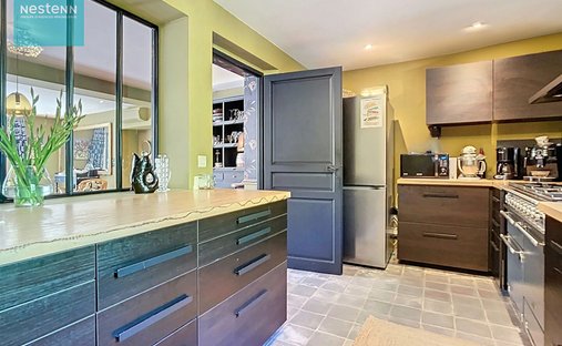 Château Villefranche De Lauragais 800.0 Sqm 12 Bedrooms