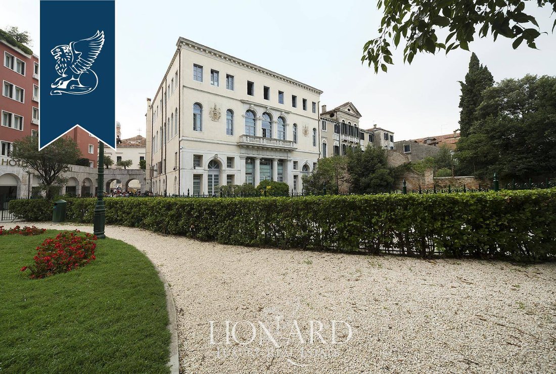Villa in Venice Historic Centre, Venice, Italy 4 - 16816495