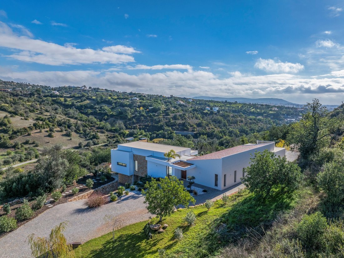 Villa in Faro (Se e Sao Pedro), Algarve, Portugal 2 - 16815363