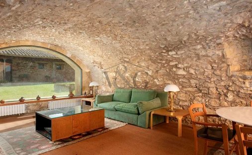 Castle for Sale in Sant Climent de Peralta, Forallac, Spain