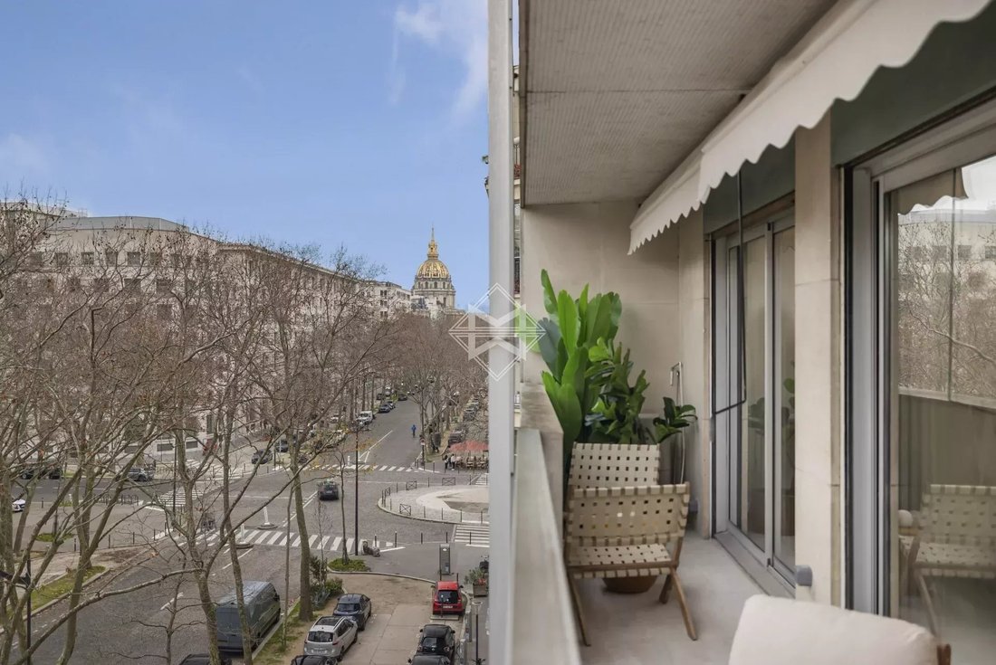 Apartment in Ecole Militaire, Paris 7e Arrondissement, Paris 1 - 16814456