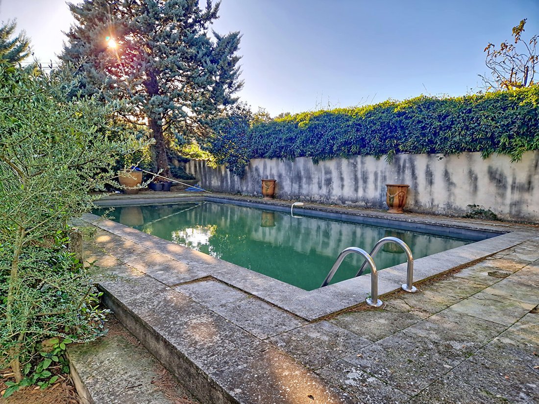 Villa in Montagne des Chèvres, Villeneuve-lès-Avignon, France 3 - 16818578