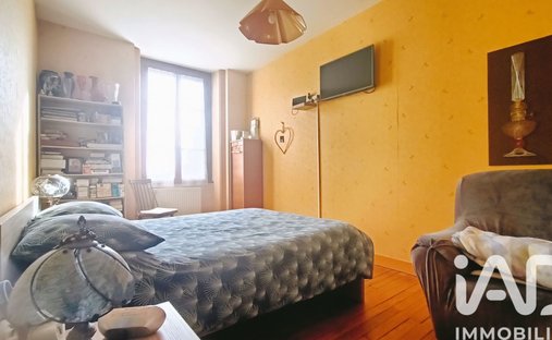 Castle for Sale in Couzeix, Nouvelle-Aquitaine, France