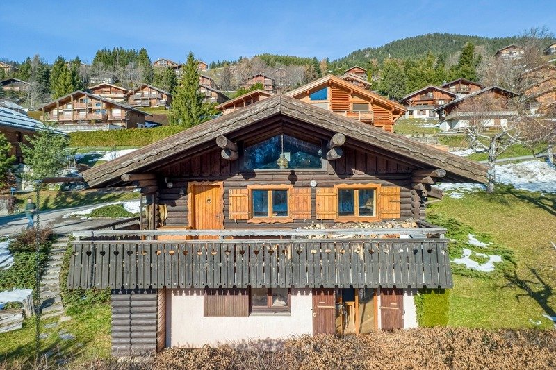 Chalet in La Clusaz, Auvergne-Rhône-Alpes, France 1 - 16818195