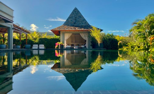 Villa in Grande Riviere Noire, Rivière Noire District, Mauritius 1
