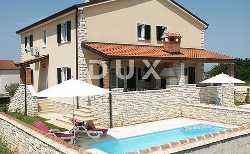 House in Lovrecica, Istria County, Croatia 1