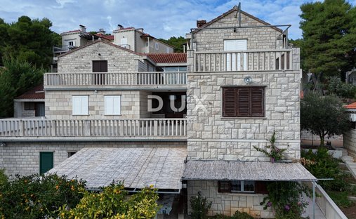 House in Sumartin, Split-Dalmatia County, Croatia 1