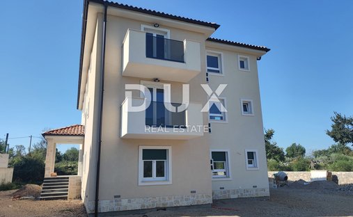 Apartment in Malinska, Primorje-Gorski Kotar County, Croatia 1