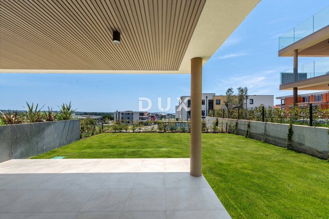 Apartment in Novigrad, Istria County, Croatia 3 - 16816807