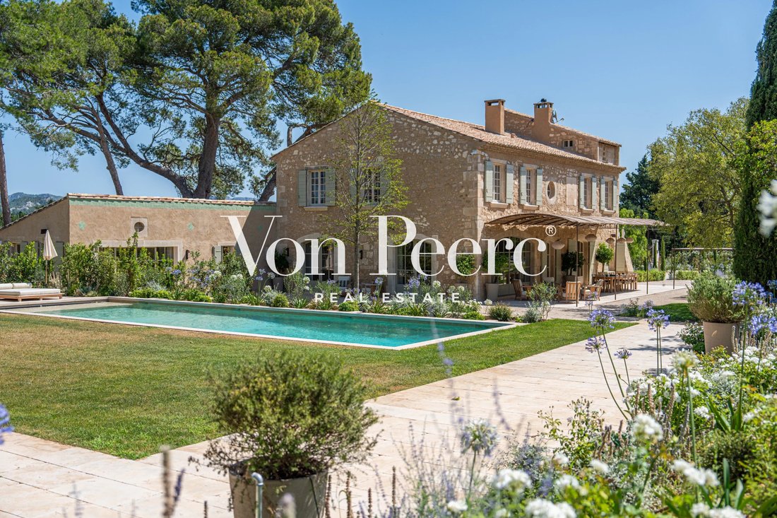 House in Saint-Rémy-de-Provence, Provence-Alpes-Côte d'Azur, France 5 - 13578380