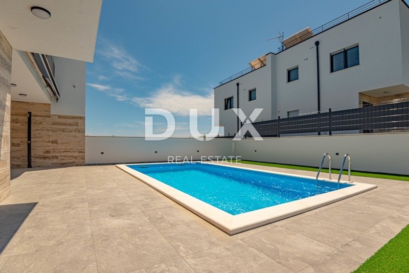 House in Vodice, Sibenik-Knin County, Croatia 3 - 16817568