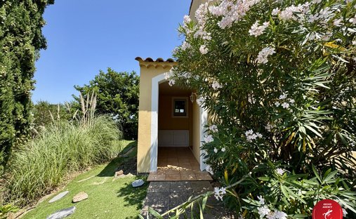 Villa in Ecarts, Roquebrune-sur-Argens, France 1