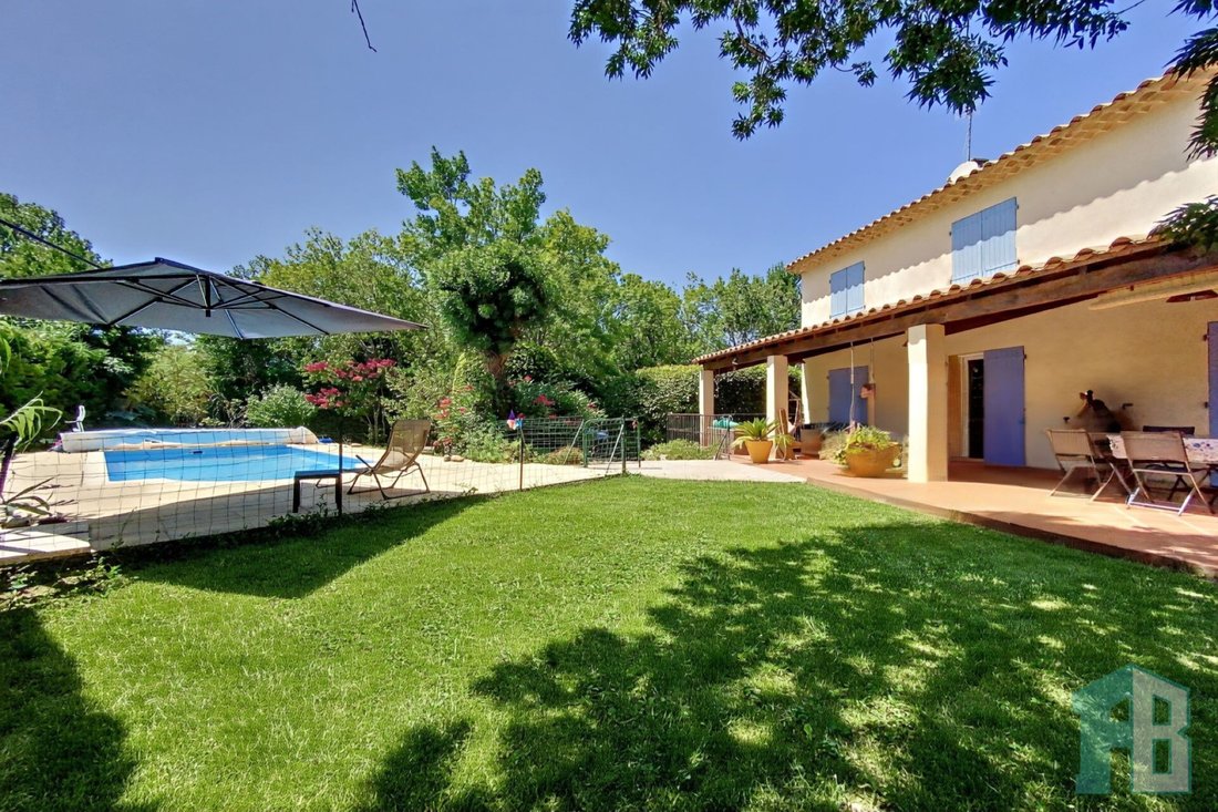 Villa in Nord et Ouest, Eyguières, France 2 - 12900841