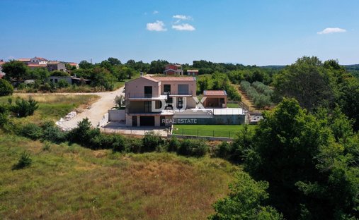 House in Višnjan, Istria County, Croatia 1