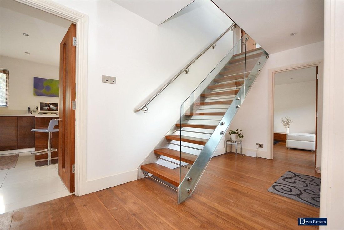 House in Great Nelmes, Romford, England 5 - 16814637