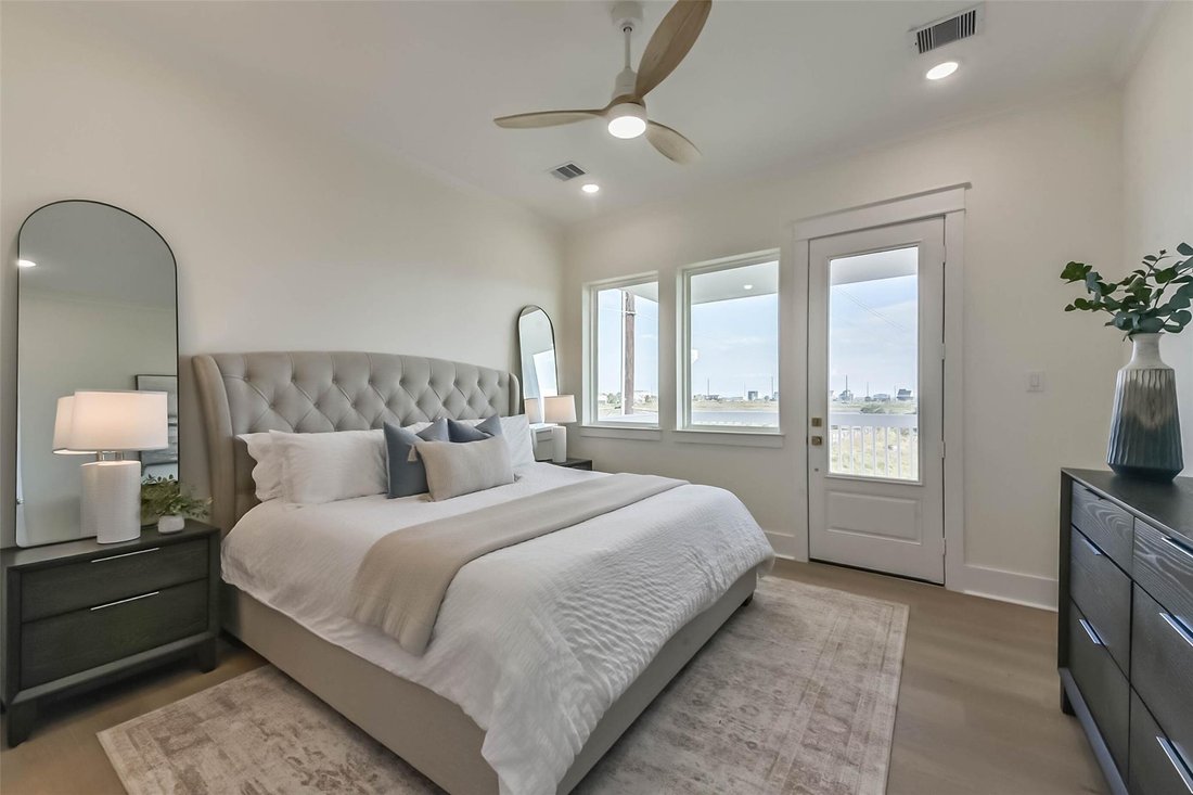 House in Galveston, Texas, United States 3 - 16815212