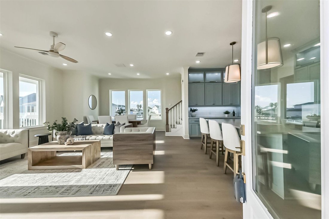 House in Galveston, Texas, United States 2 - 16815212