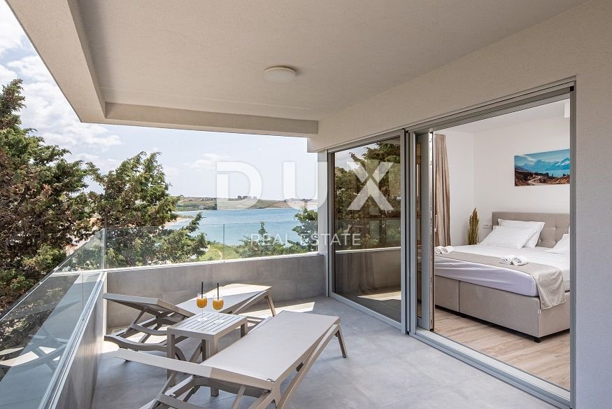 Apartment in Municipality of Povljana, Croatia 1 - 16817629