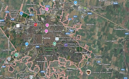Land in Zentrum, Parma, Emilia-Romagna 1