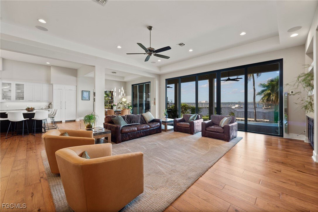 House in Fort Myers, Florida, United States 3 - 16464658