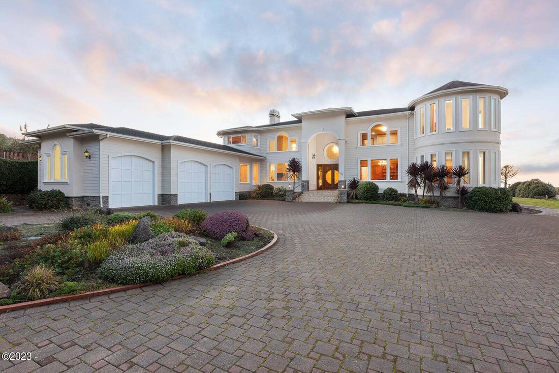 House in Yachats, Oregon, United States 1 - 14626608