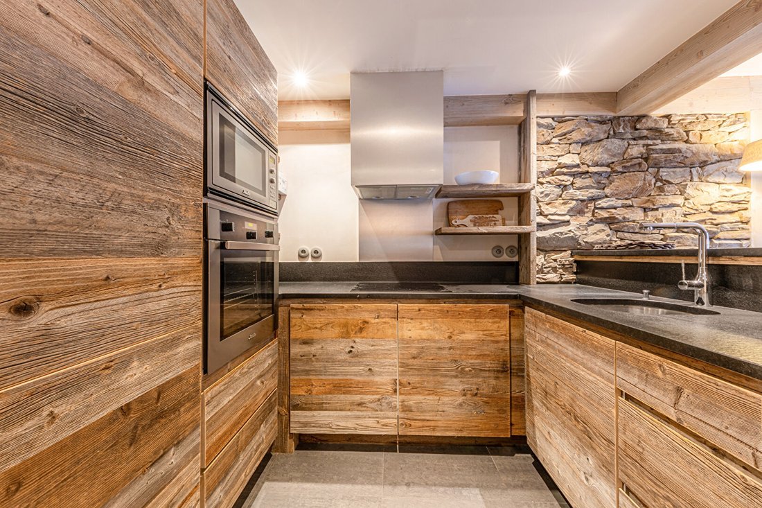 Apartment in Val-d'Isere, Auvergne-Rhône-Alpes, France 4 - 16743745