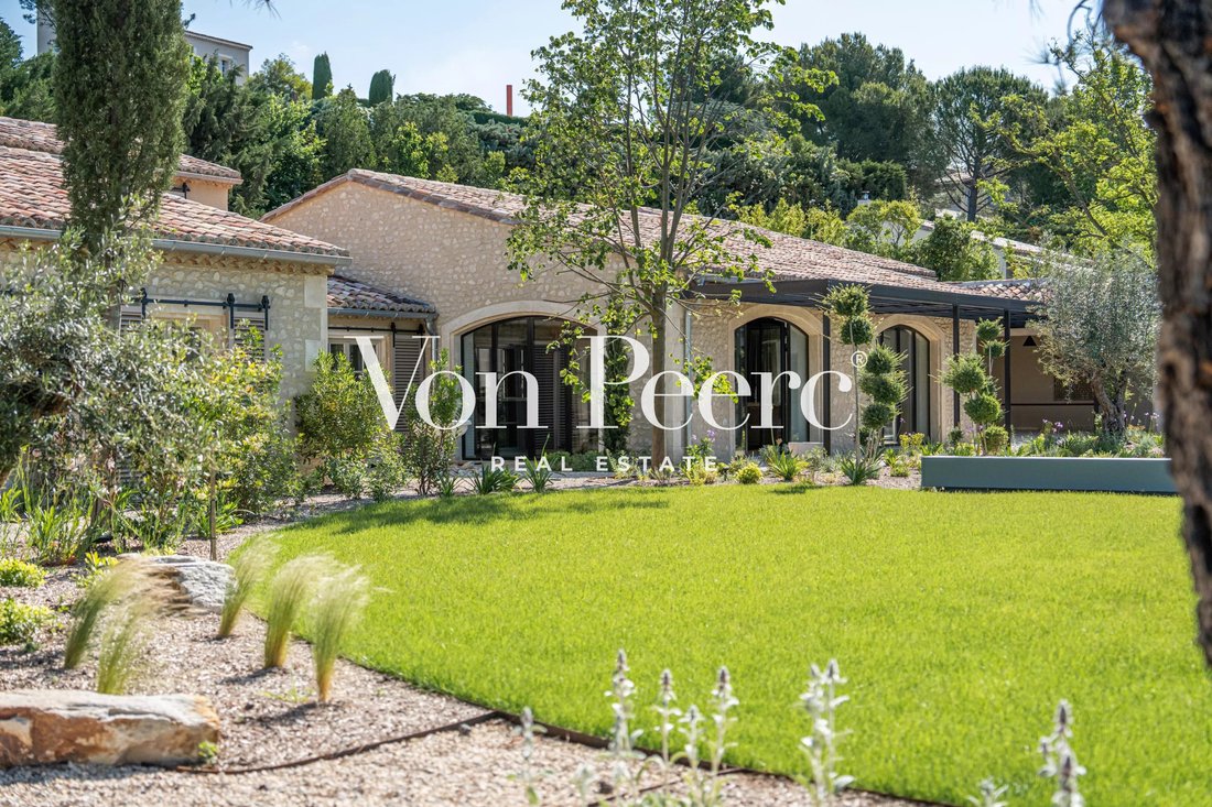 House in Maussane-les-Alpilles, Provence-Alpes-Côte d'Azur, France 5 - 14303290