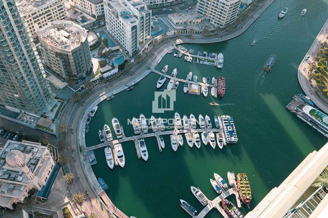 Apartment in Dubai Marina / Marsa Dubai, Dubai, United Arab Emirates 1 - 16815498